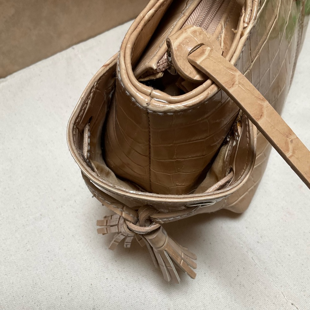 UNBRANDED TAN beige/light brown  mini purse Tan Crocodile-Embossed Women's Bag - Picture 11 of 12